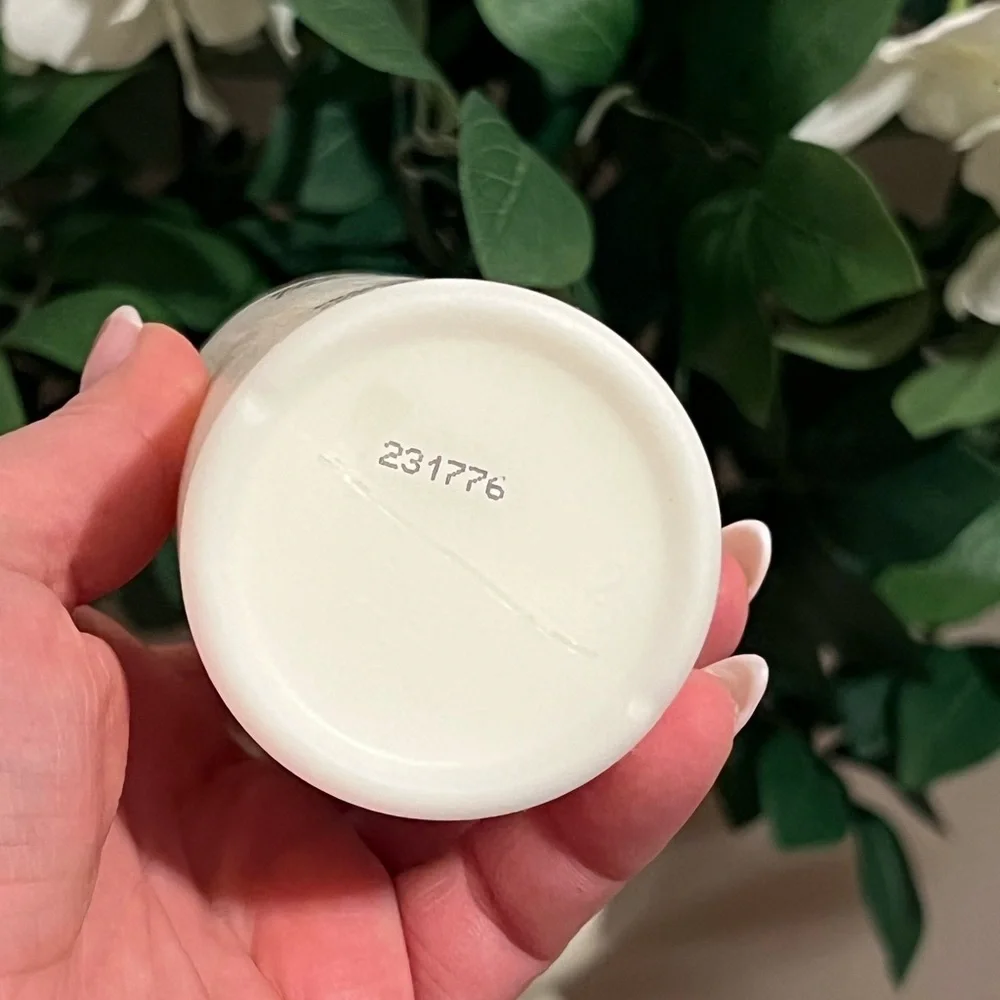 NECESSAIRE • THE CONDITIONER • NEW WITHOUT BOX